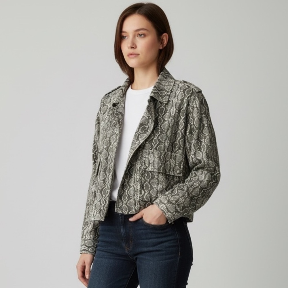 Blank NYC Snakeskin Animal Print Cropped Lyocell Jacket Women’s Large